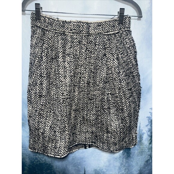 mid length dolce and gabbana women's wool Micro-Tweed black and cream skirt 40 - Picture 1 of 9